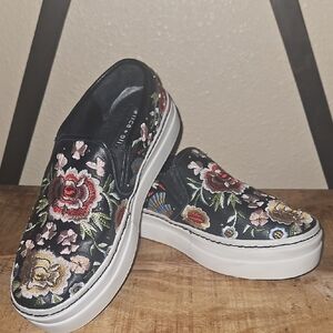 Alice + Olivia Black Floral Embroidered Platform Slip-On Sneakers